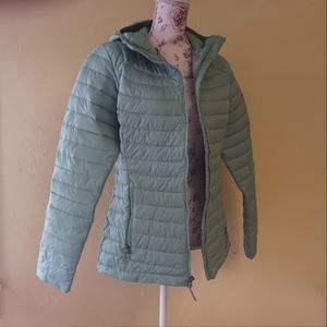 Columbia Women's White Out ll Omni Heat puffer Jacket in Storm blue hooded M